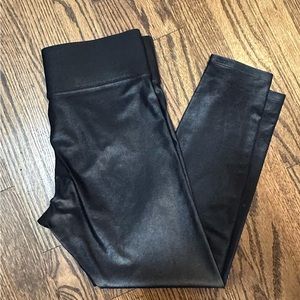 Carbon38 Takara Shine Black 7/8 Legging Size S